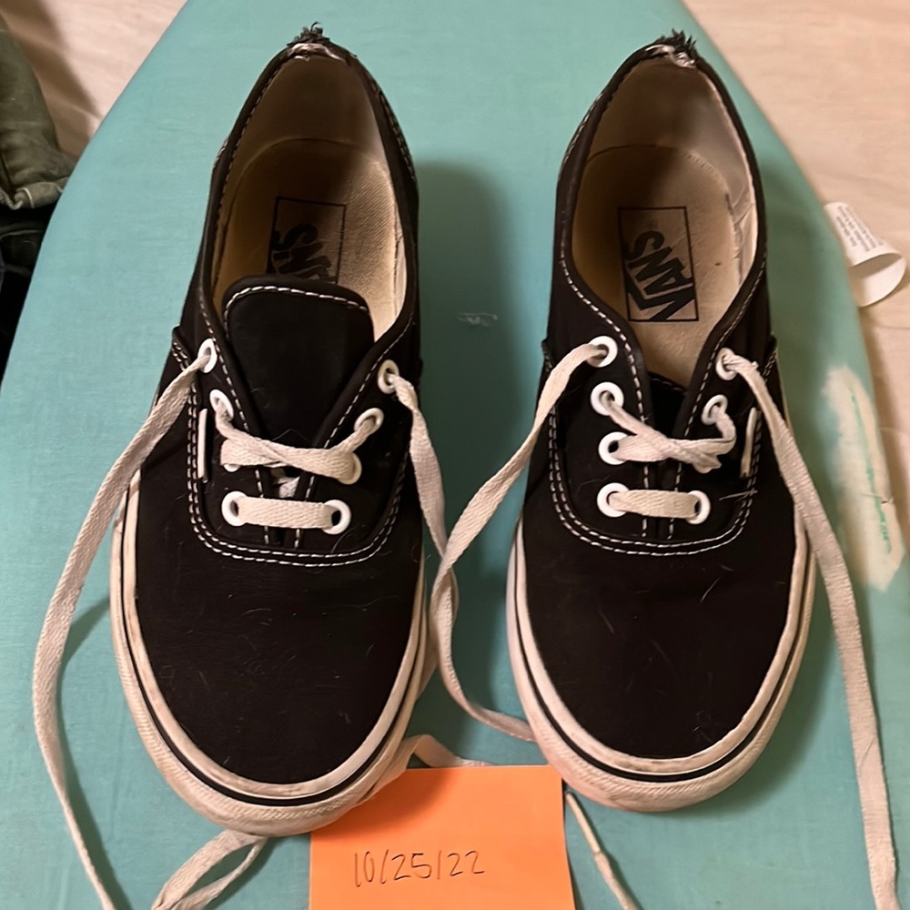 Black platform vans used size 7 Womens